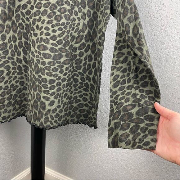 Hot Cotton by Marc Ware - green, brown and black leopard / cheetah print hoodie. - Picture 2 of 7